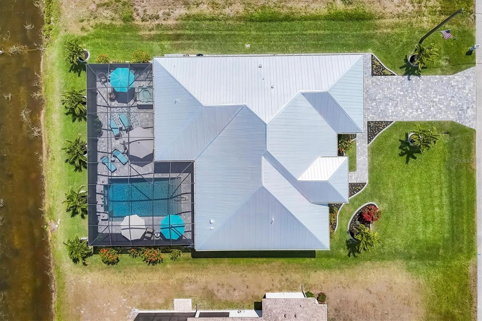 ROTONDA WEST PINE VALLEY - Residential