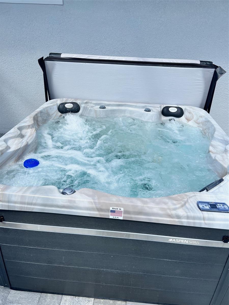 ROTONDA WEST PINE VALLEY - Residential