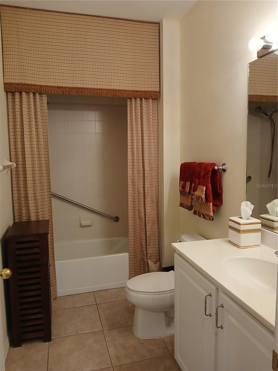 HERON CREEK - Residential Lease