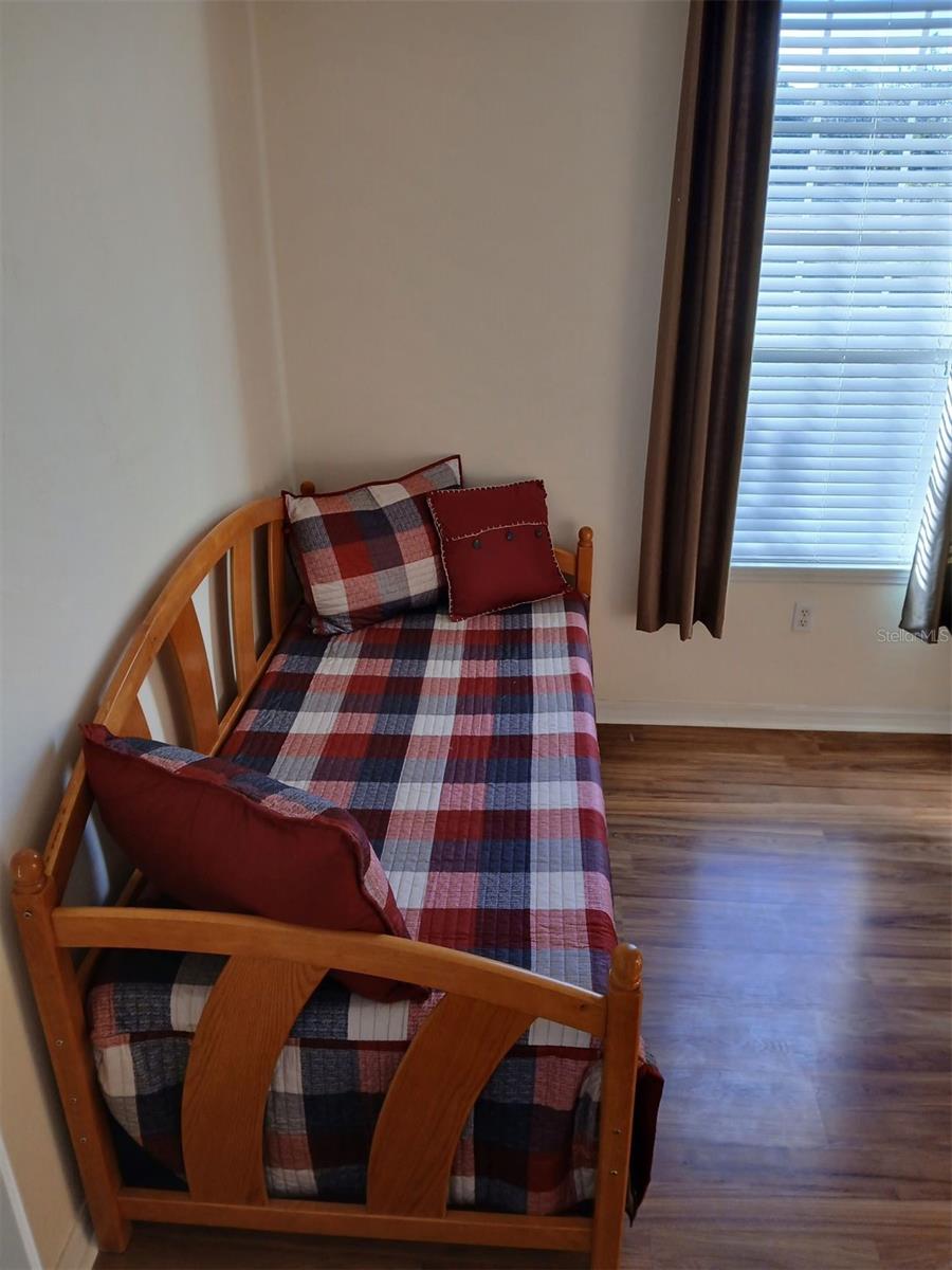 HERON CREEK - Residential Lease