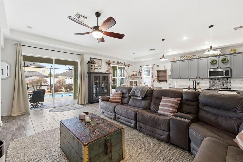 Photo of 895 Old Windsor Way, Spring Hill, FL 34609 (MLS # W7882976)