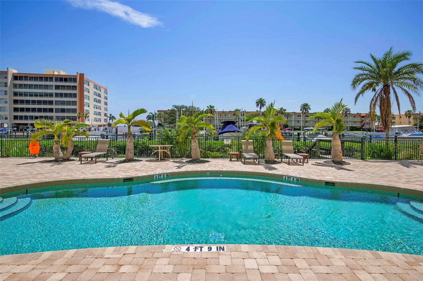 SOMERSET CAY - Residential Lease