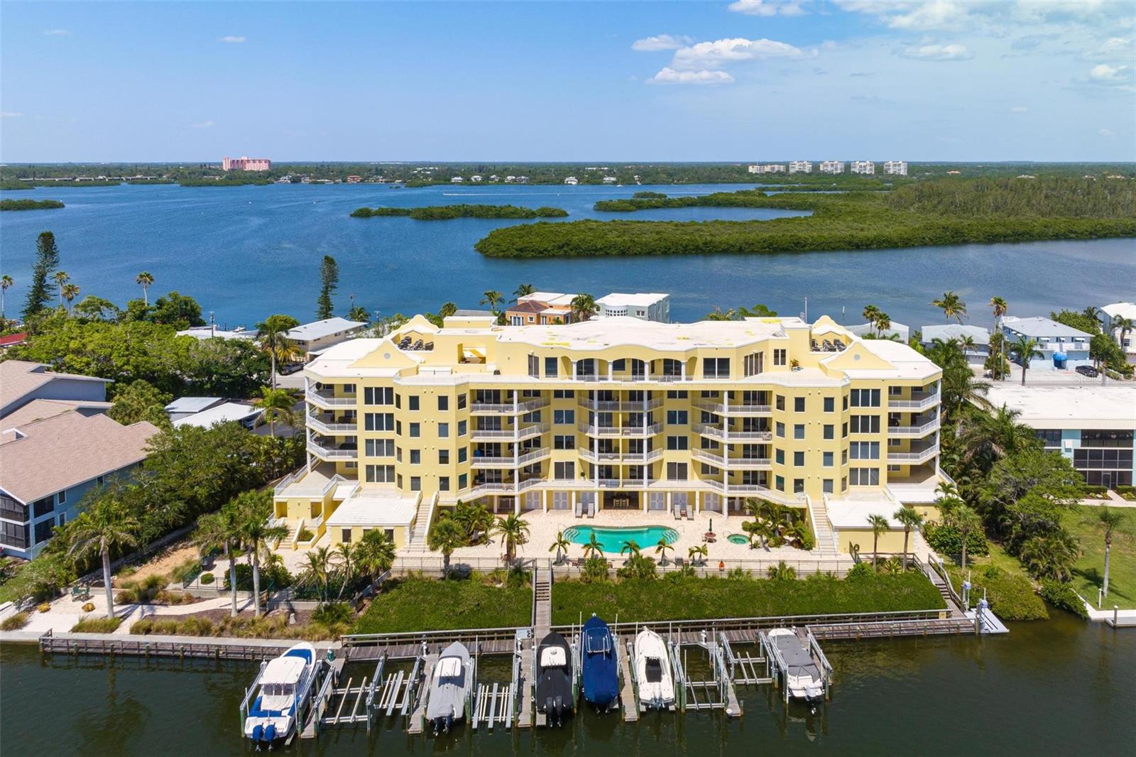 SOMERSET CAY - Residential Lease