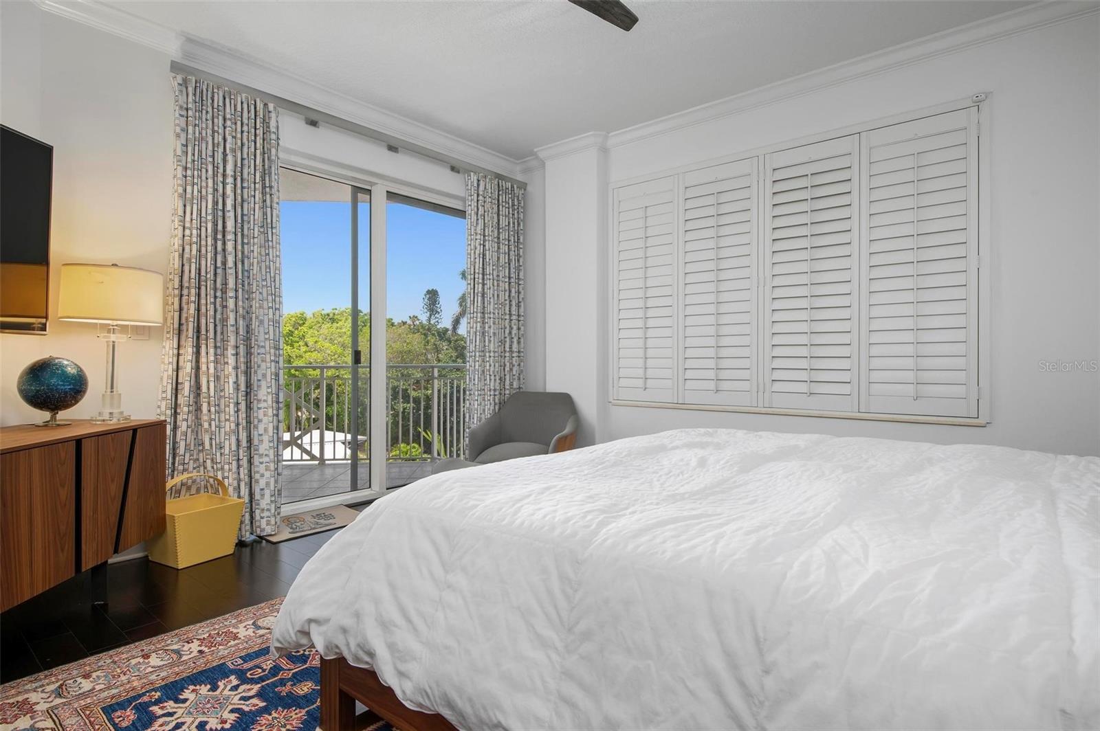 SOMERSET CAY - Residential Lease