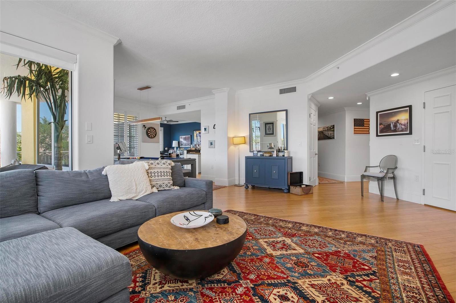 SOMERSET CAY - Residential Lease