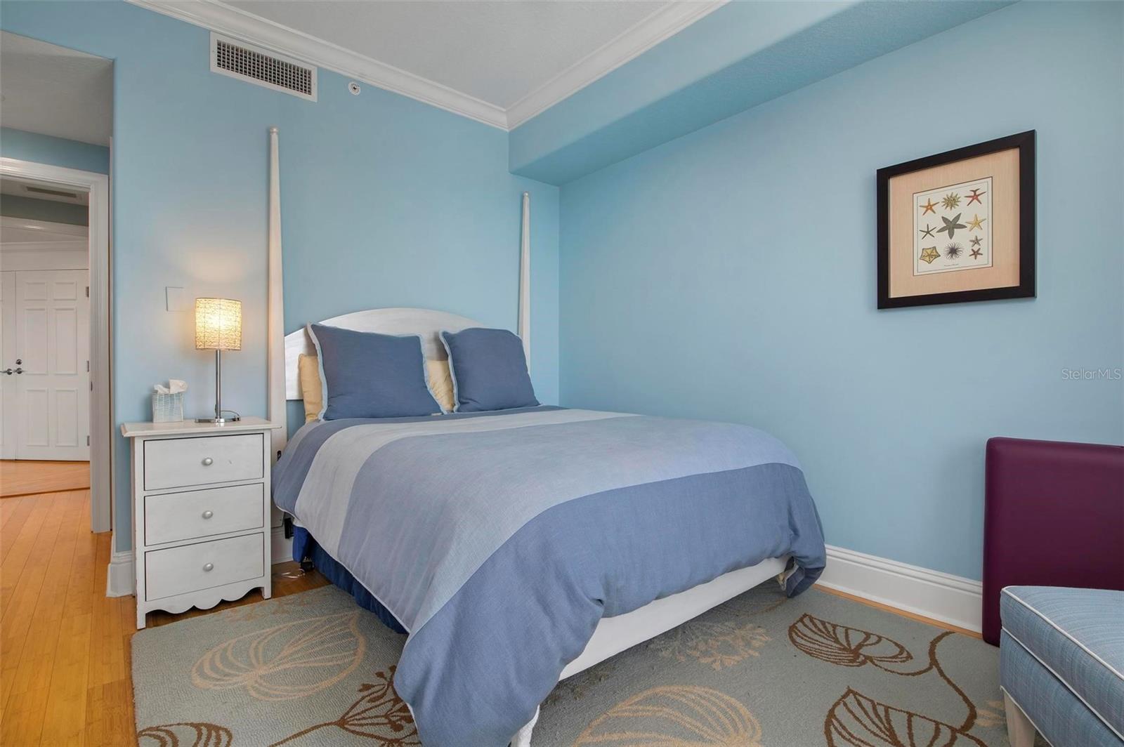 SOMERSET CAY - Residential Lease
