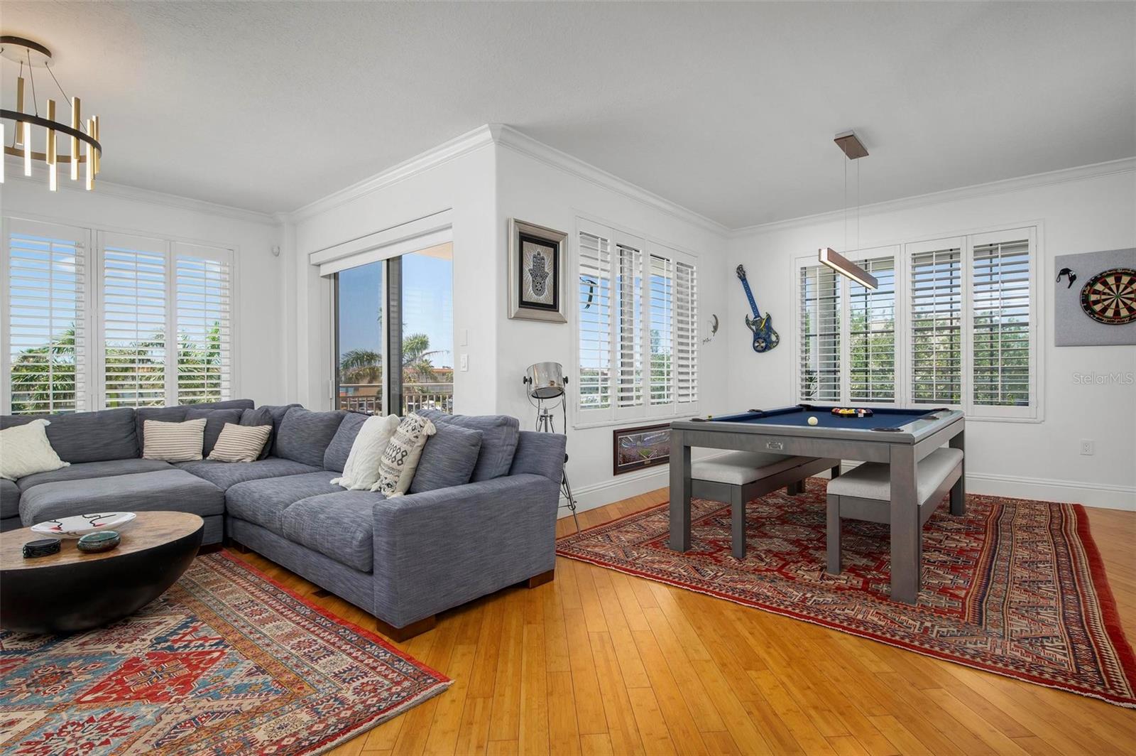 SOMERSET CAY - Residential Lease