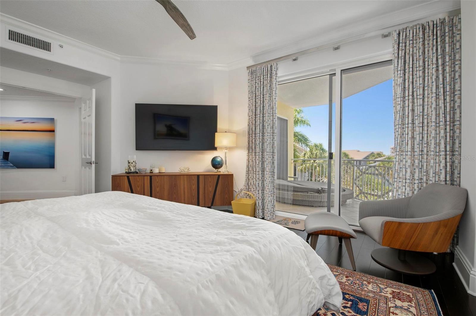 SOMERSET CAY - Residential Lease