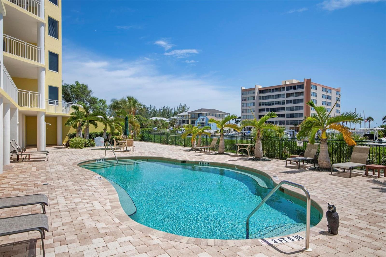 SOMERSET CAY - Residential Lease