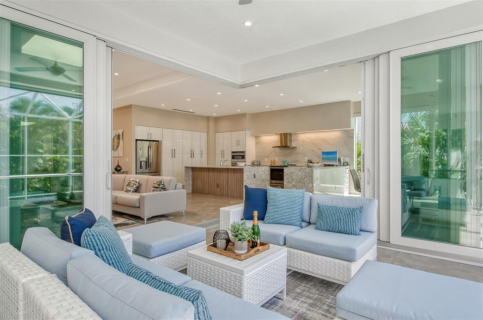 SAINT ARMANDS DIV JOHN RINGLING ESTATES - Residential