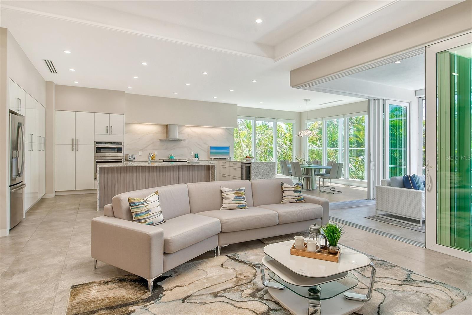 SAINT ARMANDS DIV JOHN RINGLING ESTATES - Residential