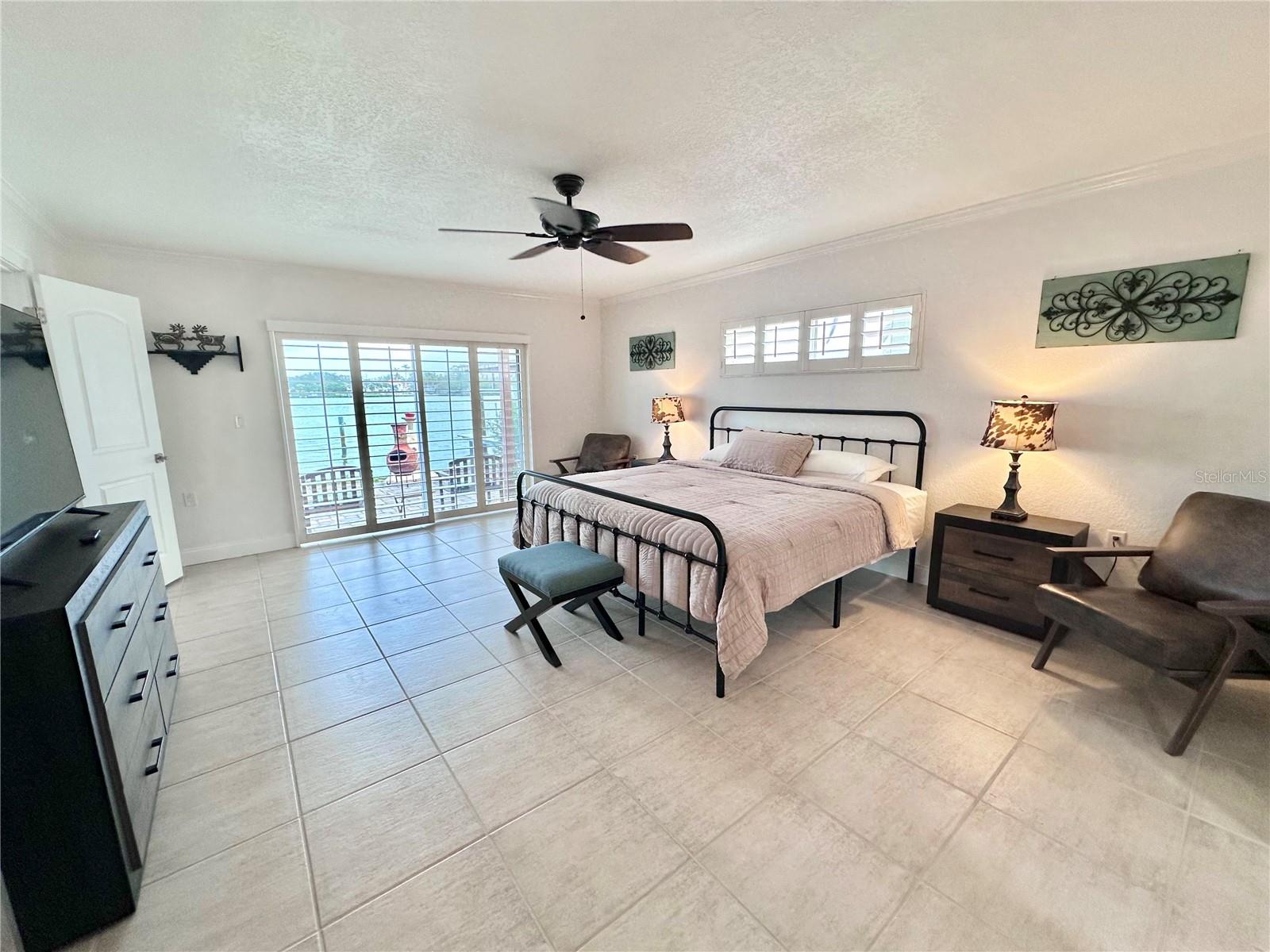 SOUTH CSWY ISLE 4TH ADD - Residential