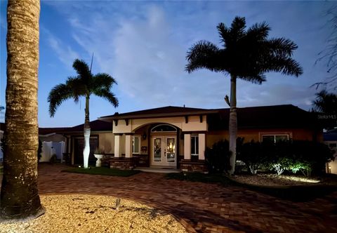 Photo of 7831 4th Avenue S, St Petersburg, FL 33707 (MLS # TB8478429)