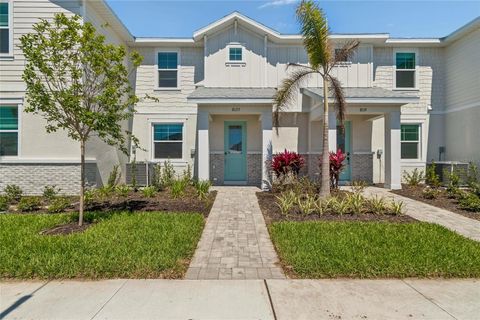 Photo of 8123 Seaflower Parkway, Bradenton, FL 34210 (MLS # R4910385)