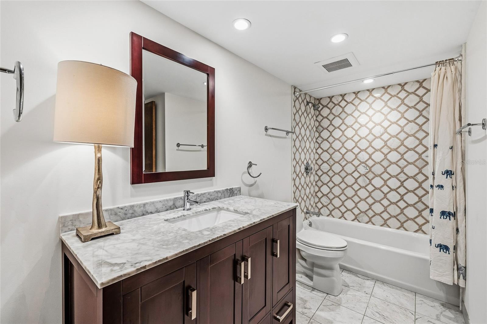 MOORINGS THE CONDO - Residential