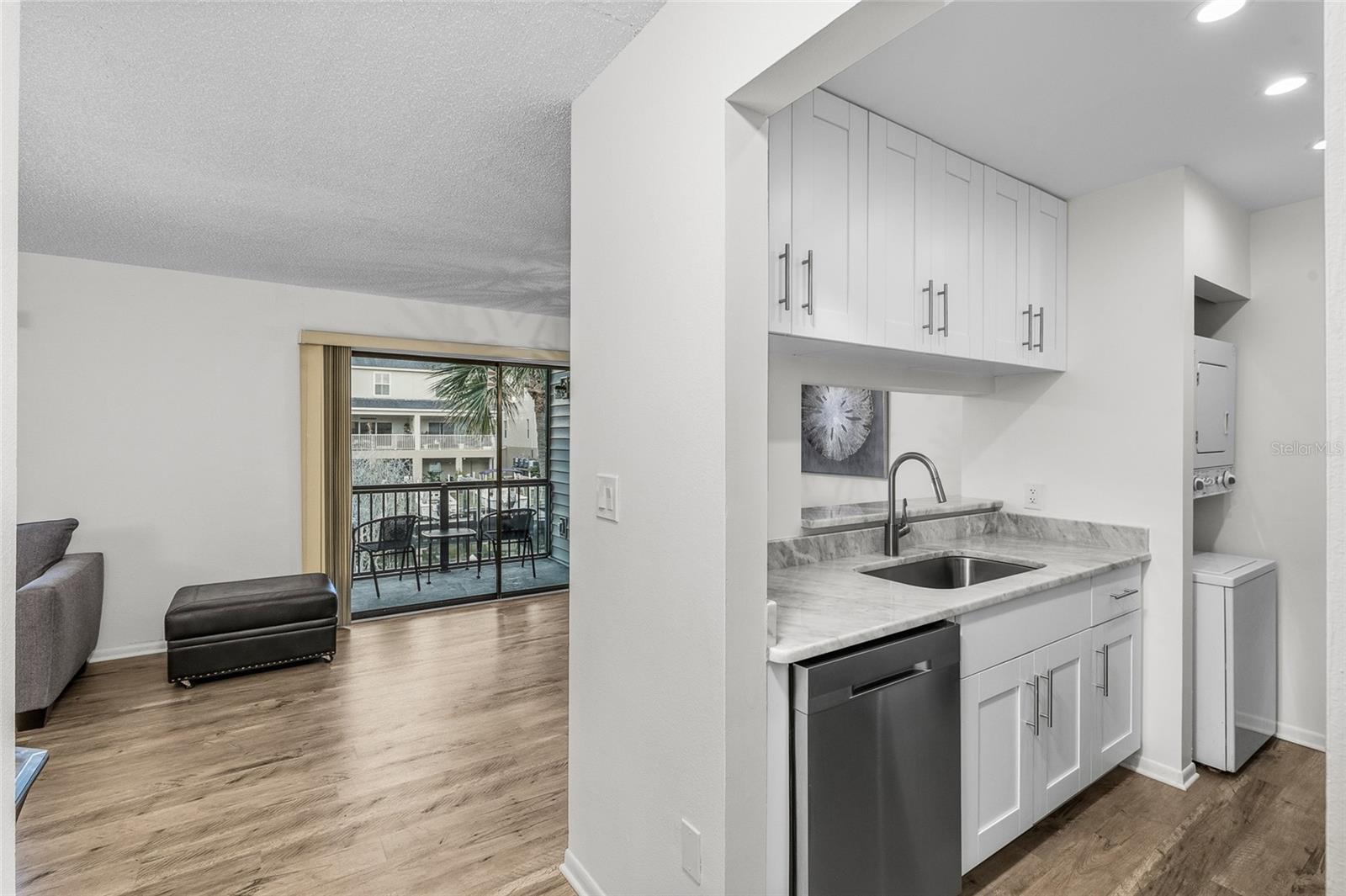 MOORINGS THE CONDO - Residential