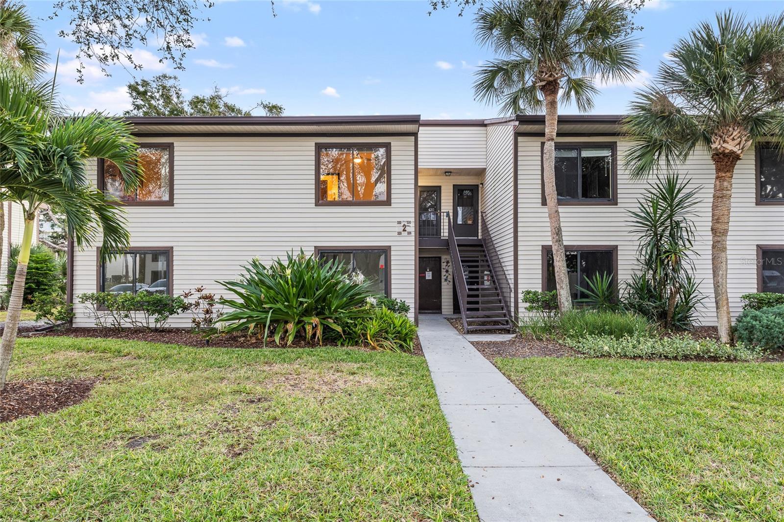 MOORINGS THE CONDO - Residential