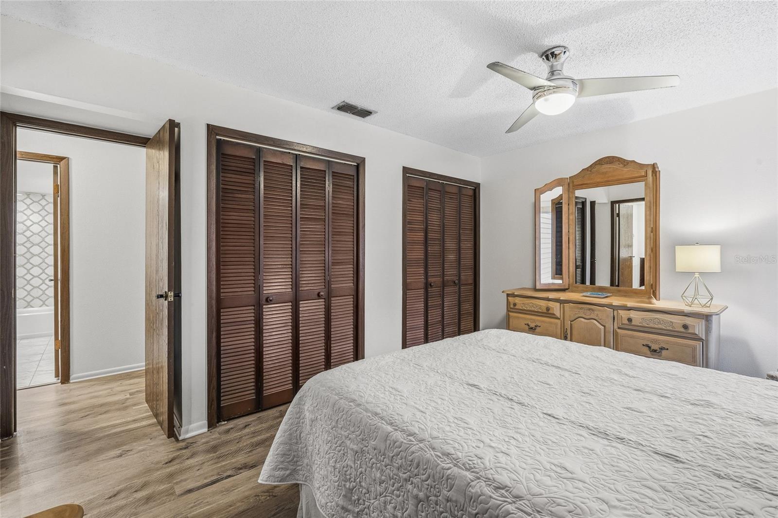 MOORINGS THE CONDO - Residential