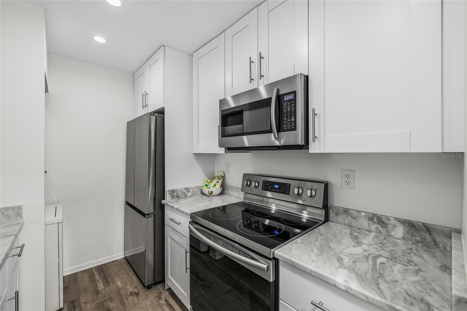 MOORINGS THE CONDO - Residential