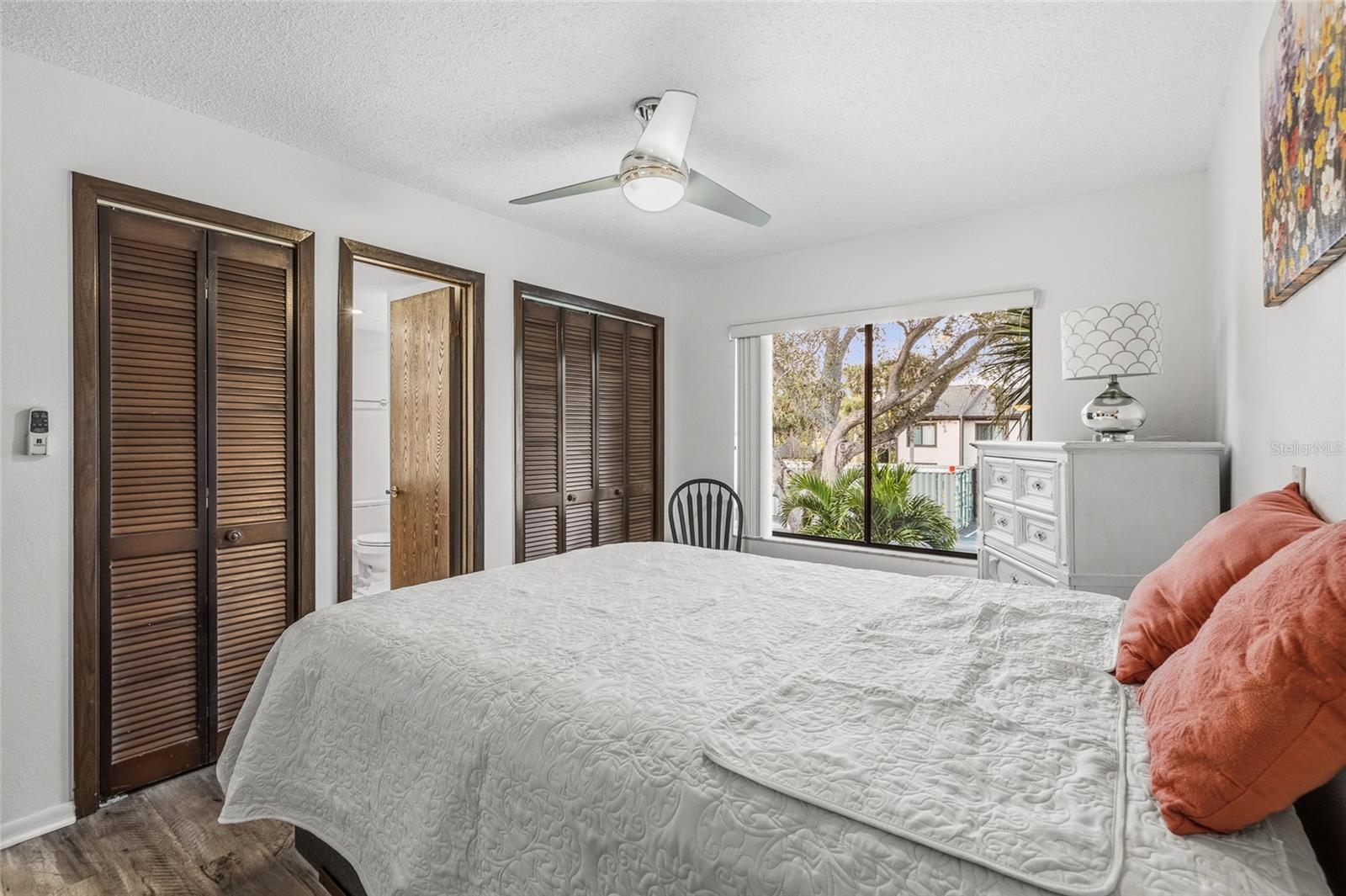 MOORINGS THE CONDO - Residential