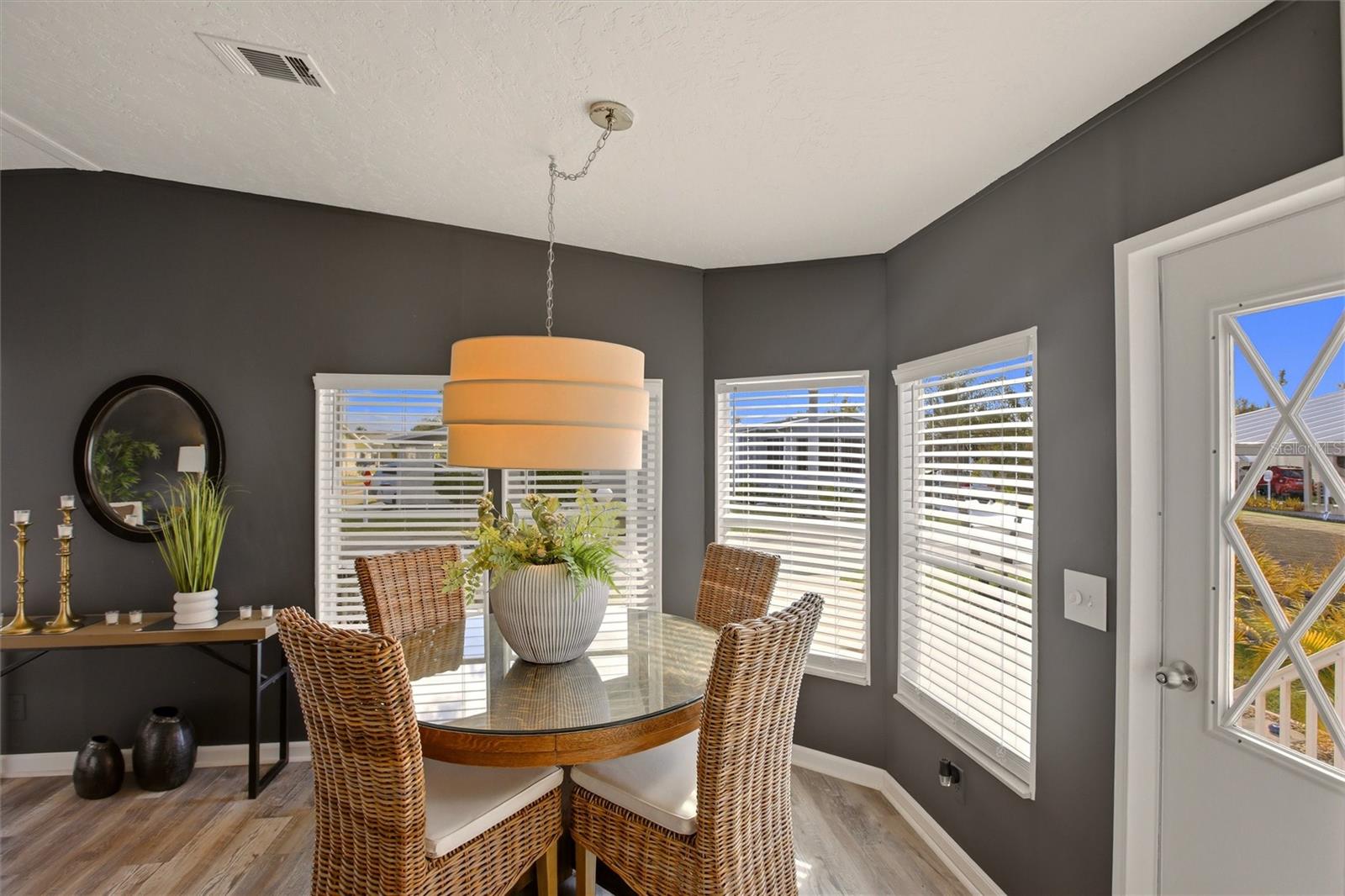 BUTTONWOOD VILLAGE - Residential