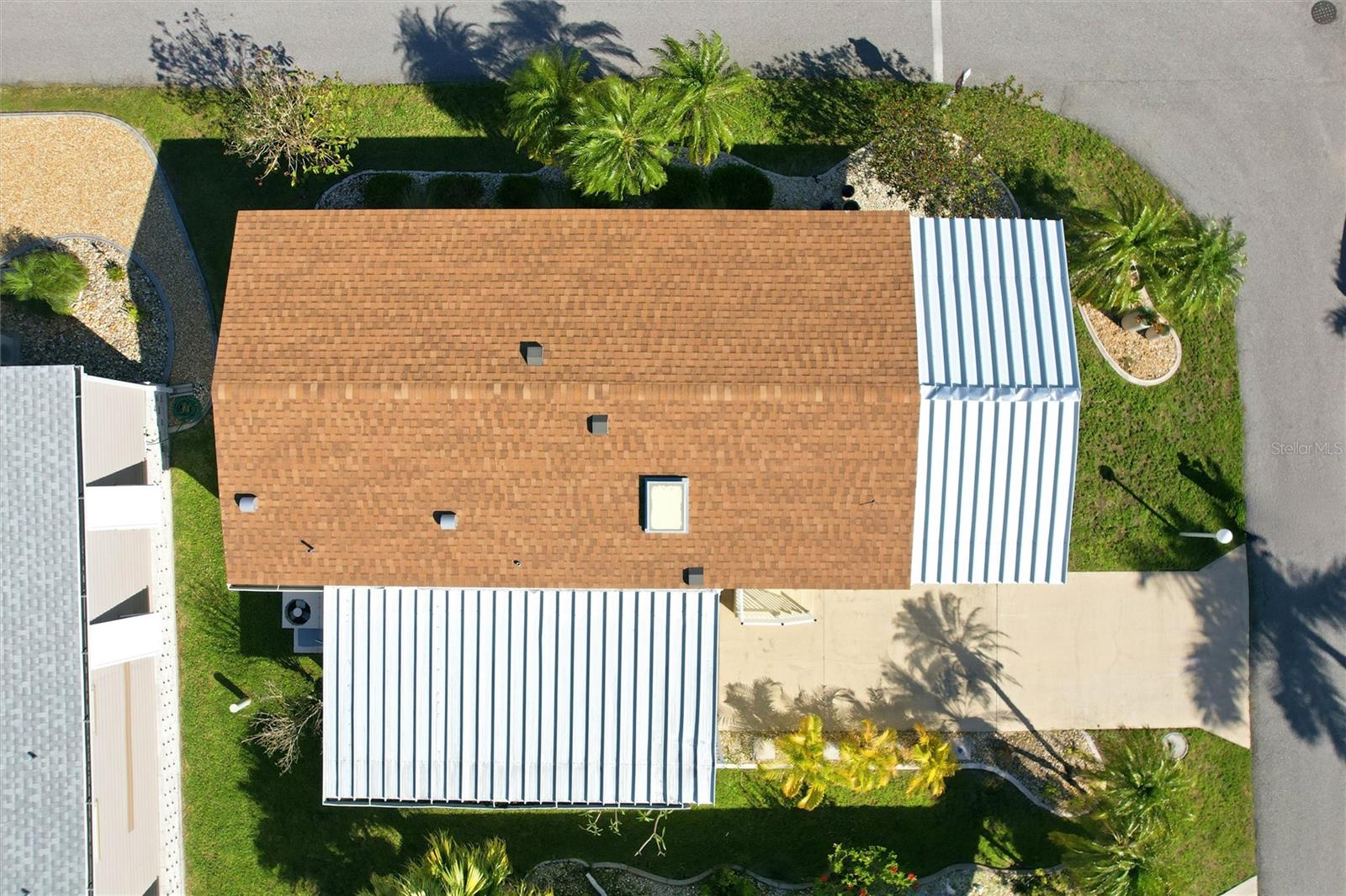 BUTTONWOOD VILLAGE - Residential