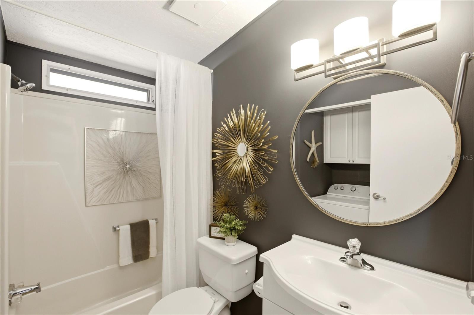 BUTTONWOOD VILLAGE - Residential