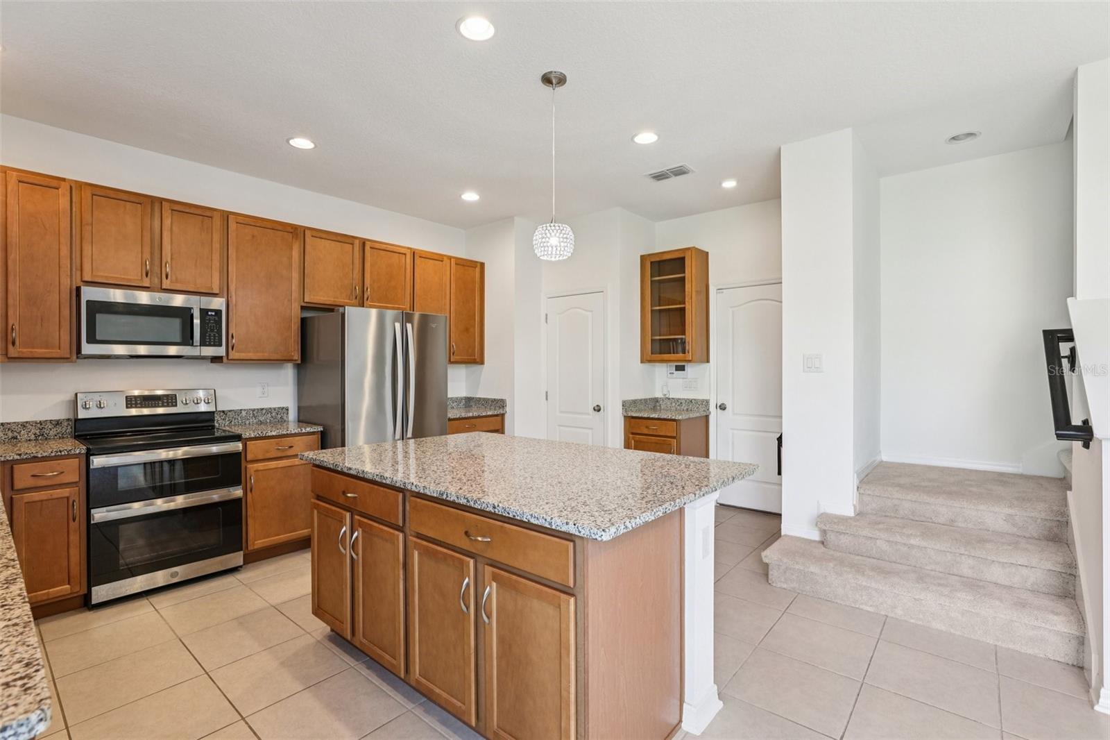 JOHNS LAKE LNDG - Residential