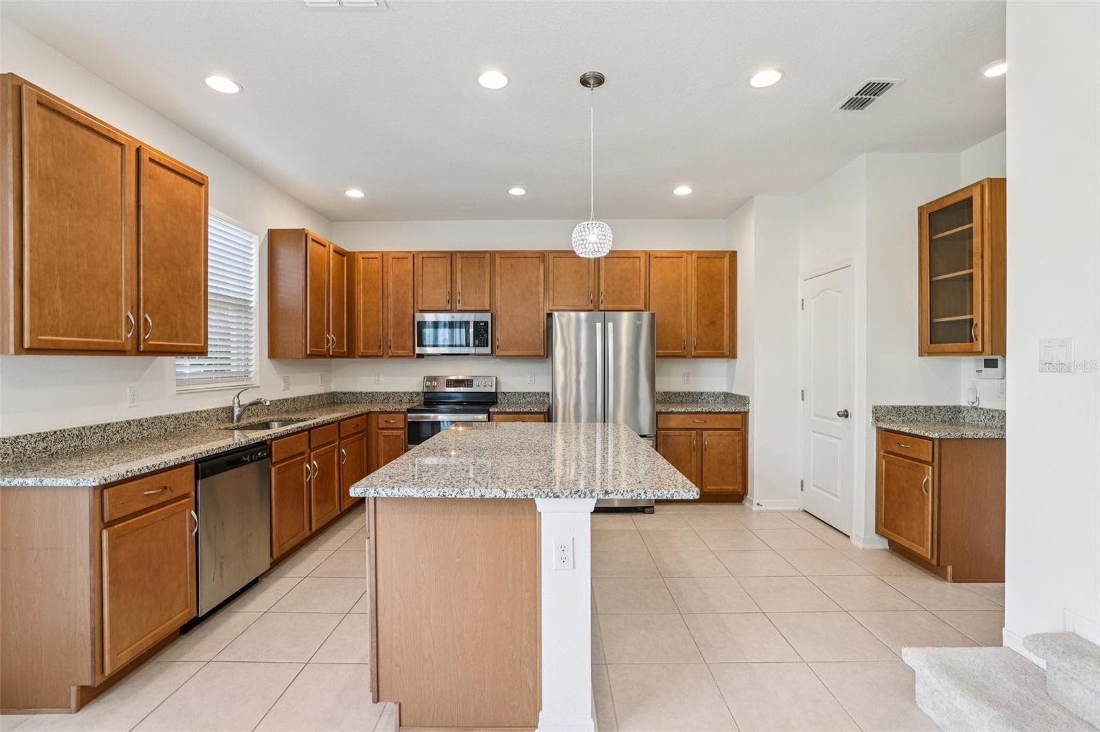 JOHNS LAKE LNDG - Residential