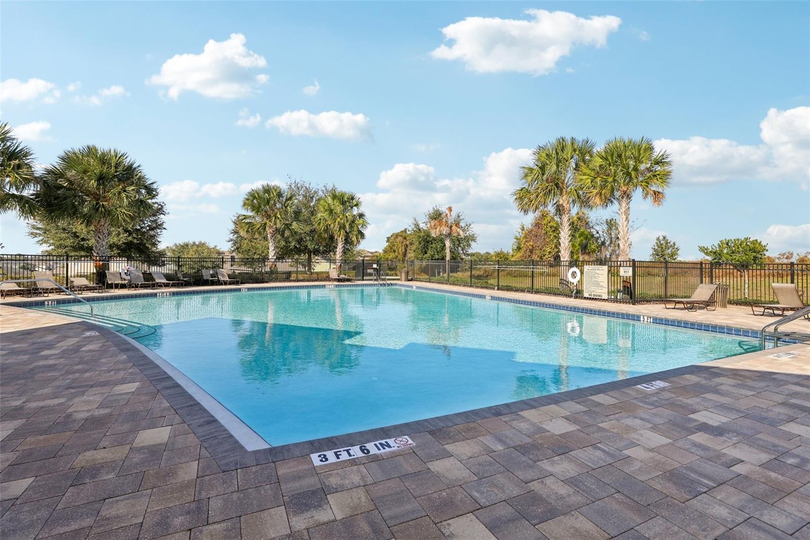 JOHNS LAKE LNDG - Residential