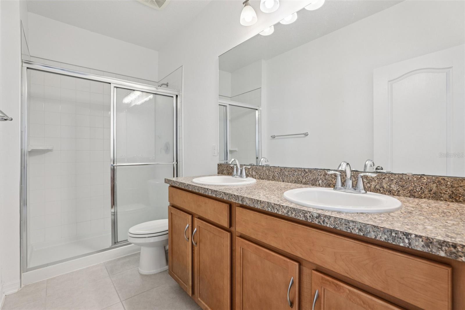 JOHNS LAKE LNDG - Residential