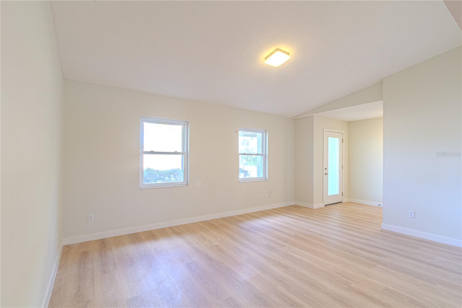 GARDEN LAKE ESTATES UNIT 3 - Residential