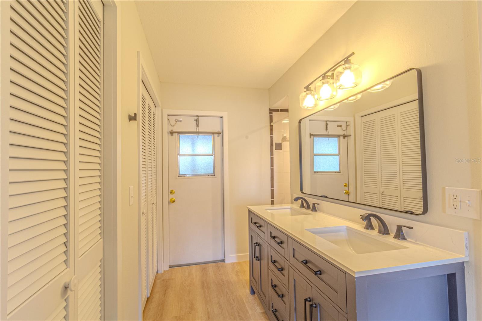 GARDEN LAKE ESTATES UNIT 3 - Residential