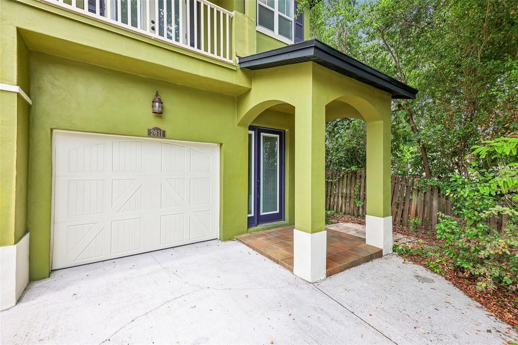 Photo of 2611 E Jefferson Street #4, Orlando, FL 32803 (MLS # O6415009)