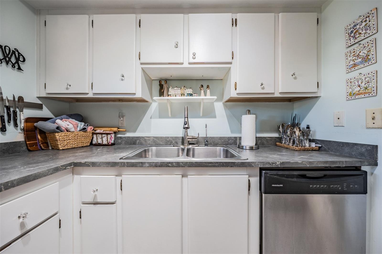 WINDRUSH BAY CONDO - Residential