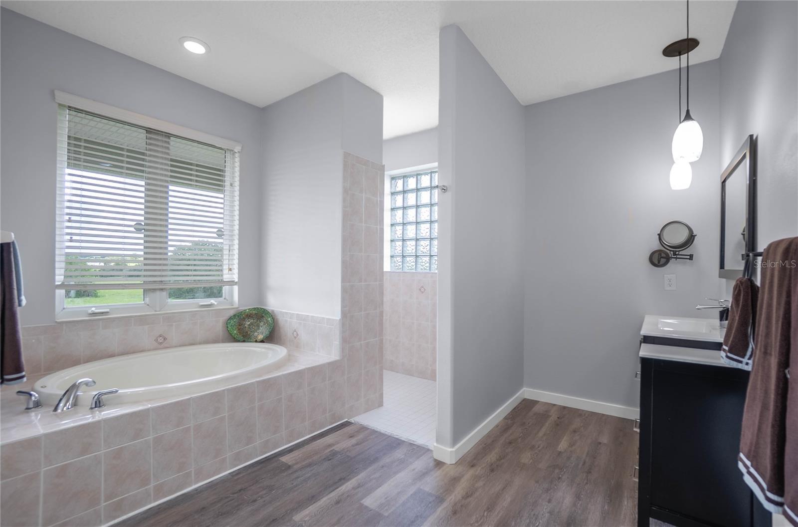 SHENANDOAH - Residential