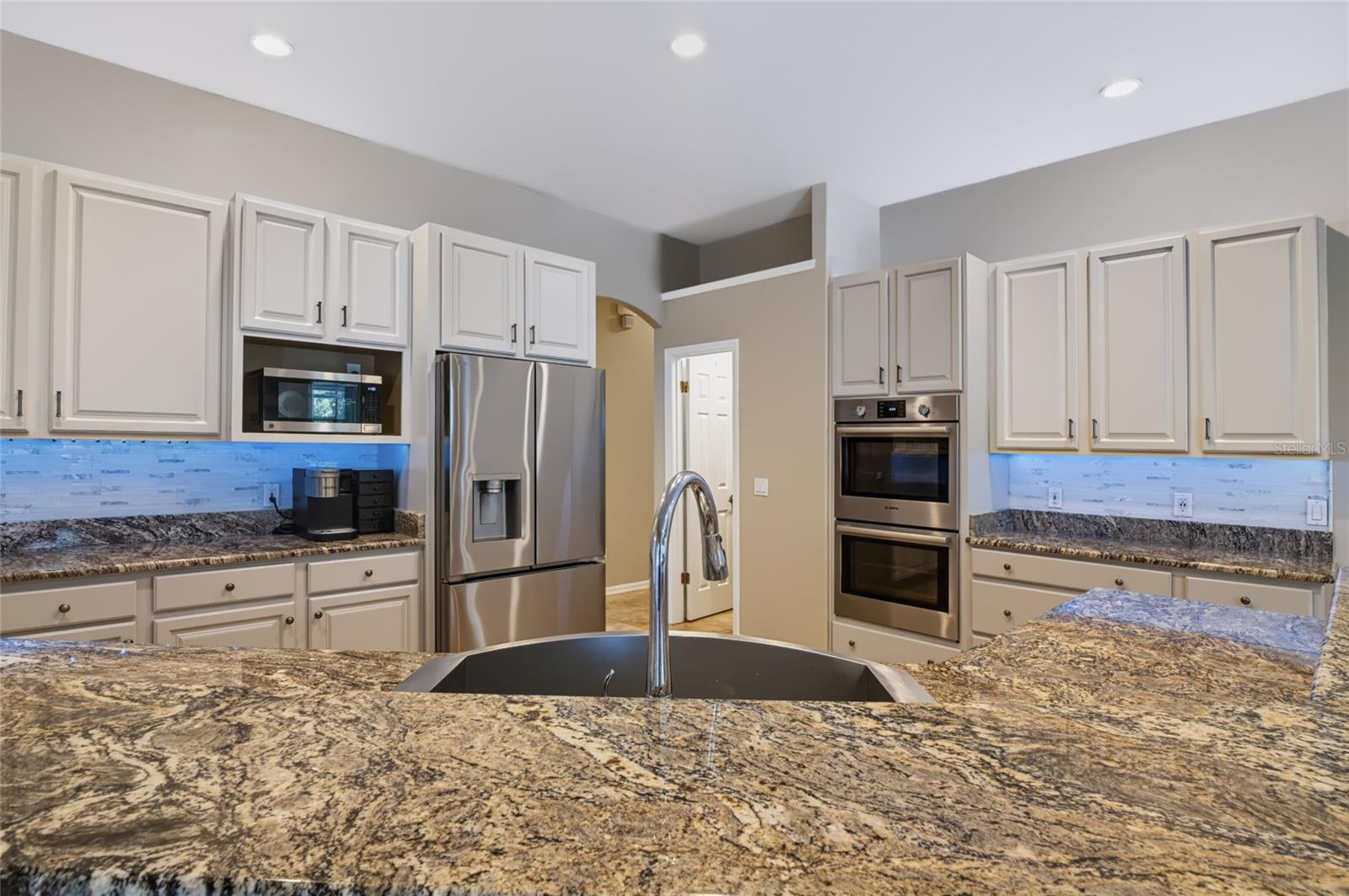 16208 ARROWHEAD TRAIL