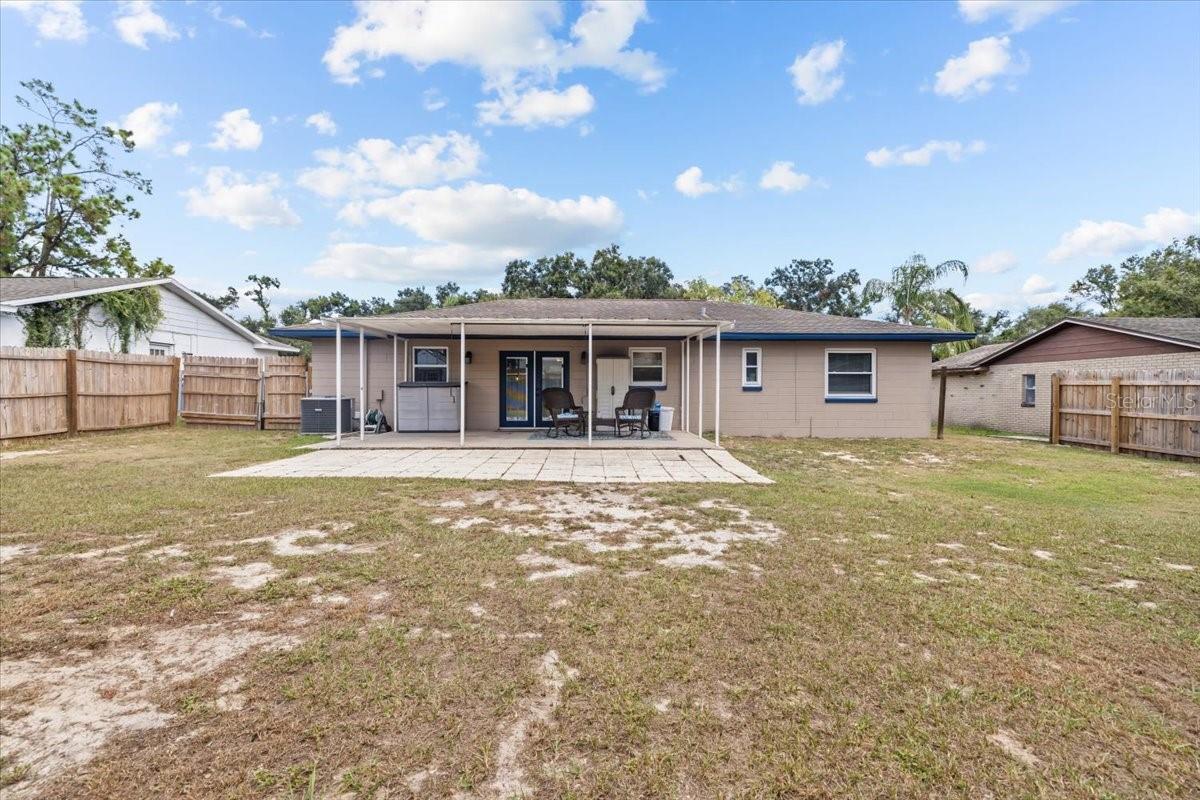 PRESIDENTIAL MANOR - Residential