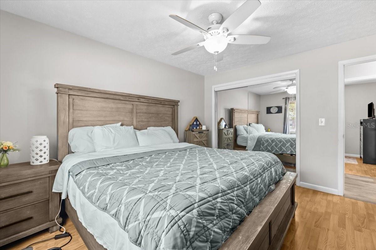 PRESIDENTIAL MANOR - Residential