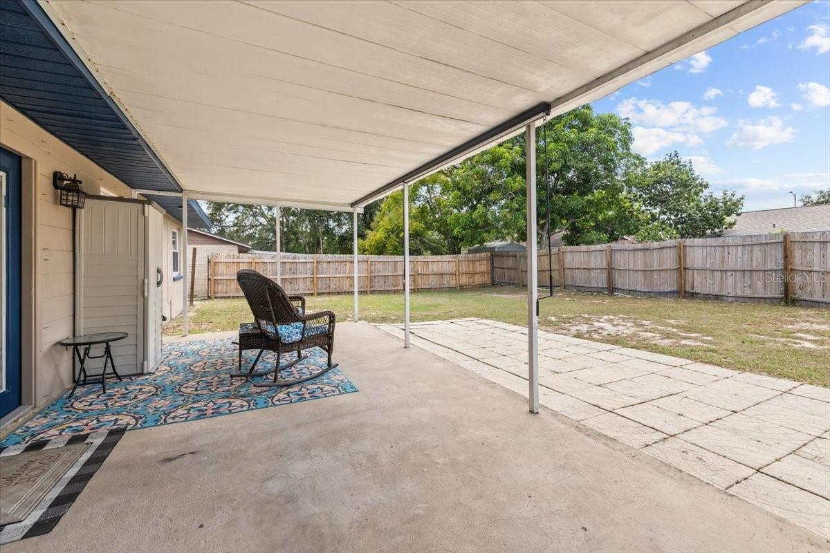 PRESIDENTIAL MANOR - Residential