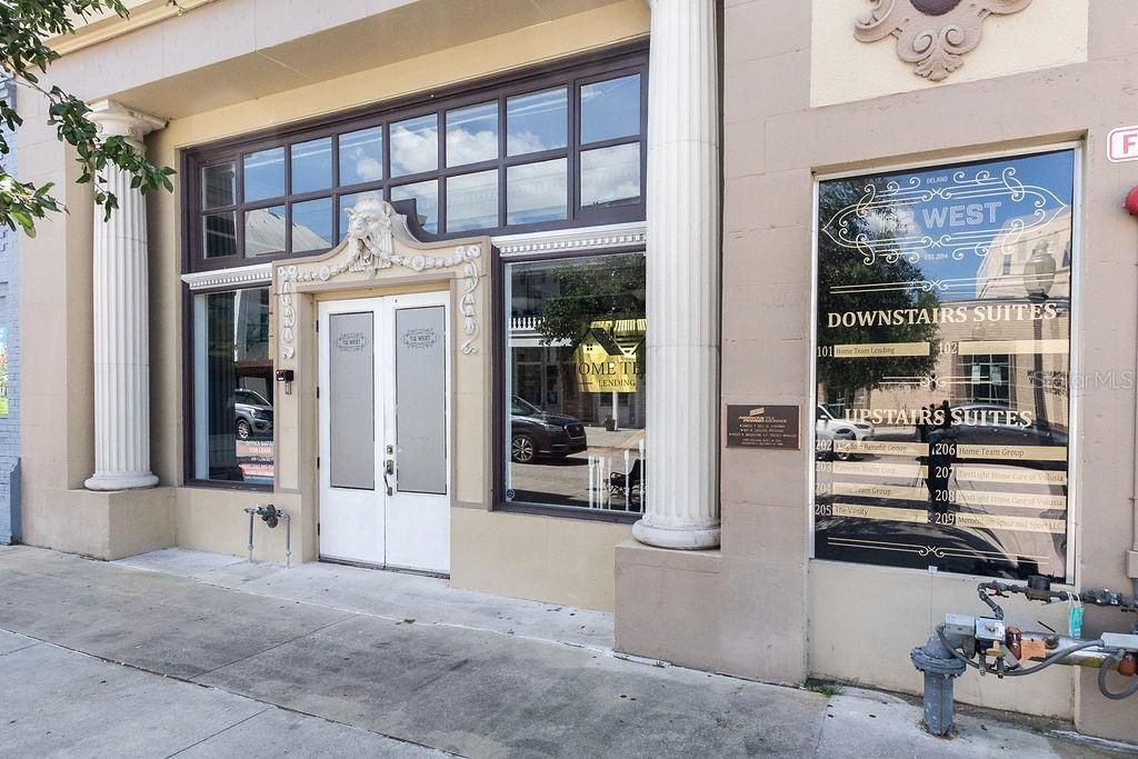 Photo of 112 W Indiana Avenue #205, Deland, FL 32720 (MLS # V4943525)
