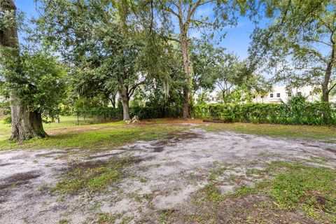 A home in APOPKA