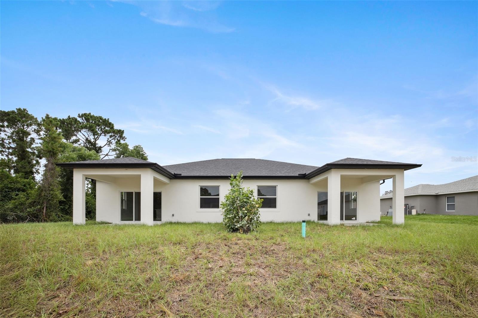 LEHIGH ESTATES - Residential Income