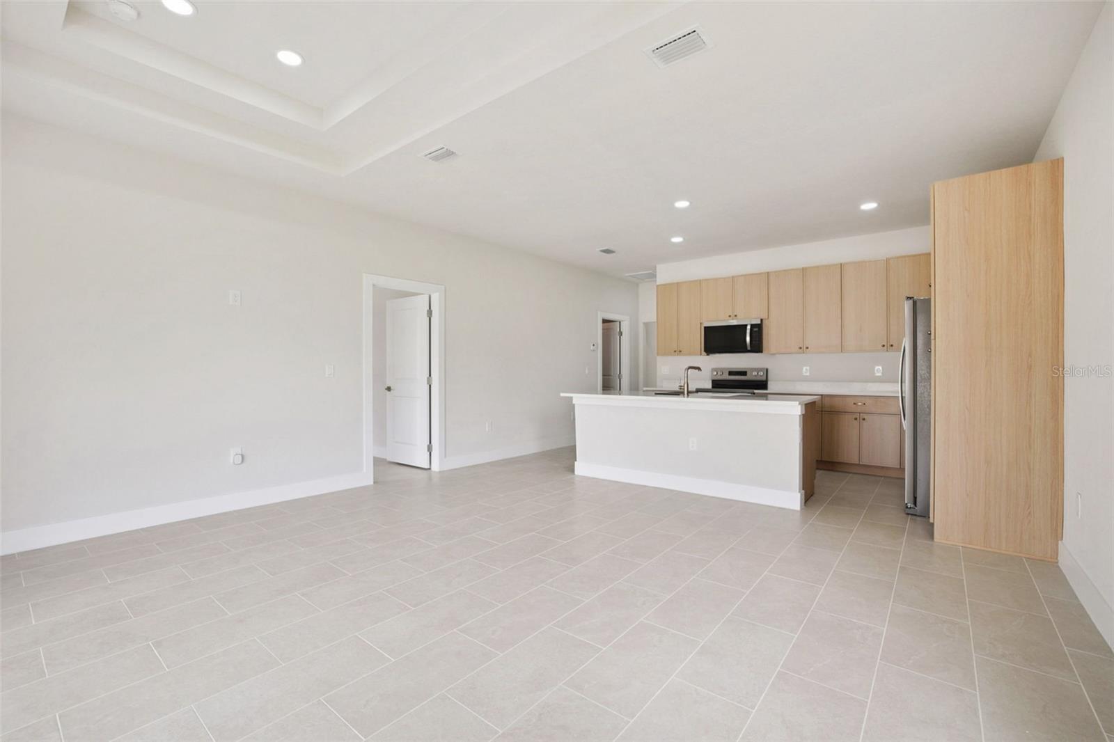 4873-4875 29TH STREET SW