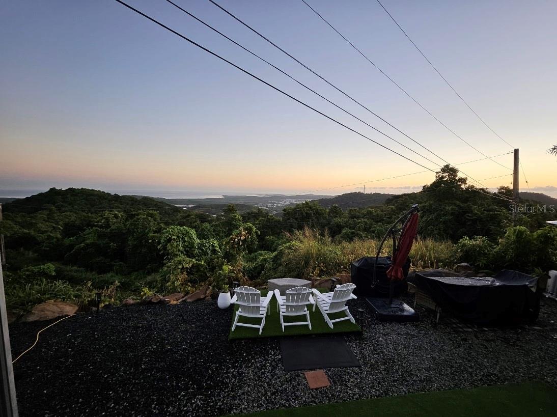 985 KM 1.6 INTERIOR QUEBRADA FAJARDO