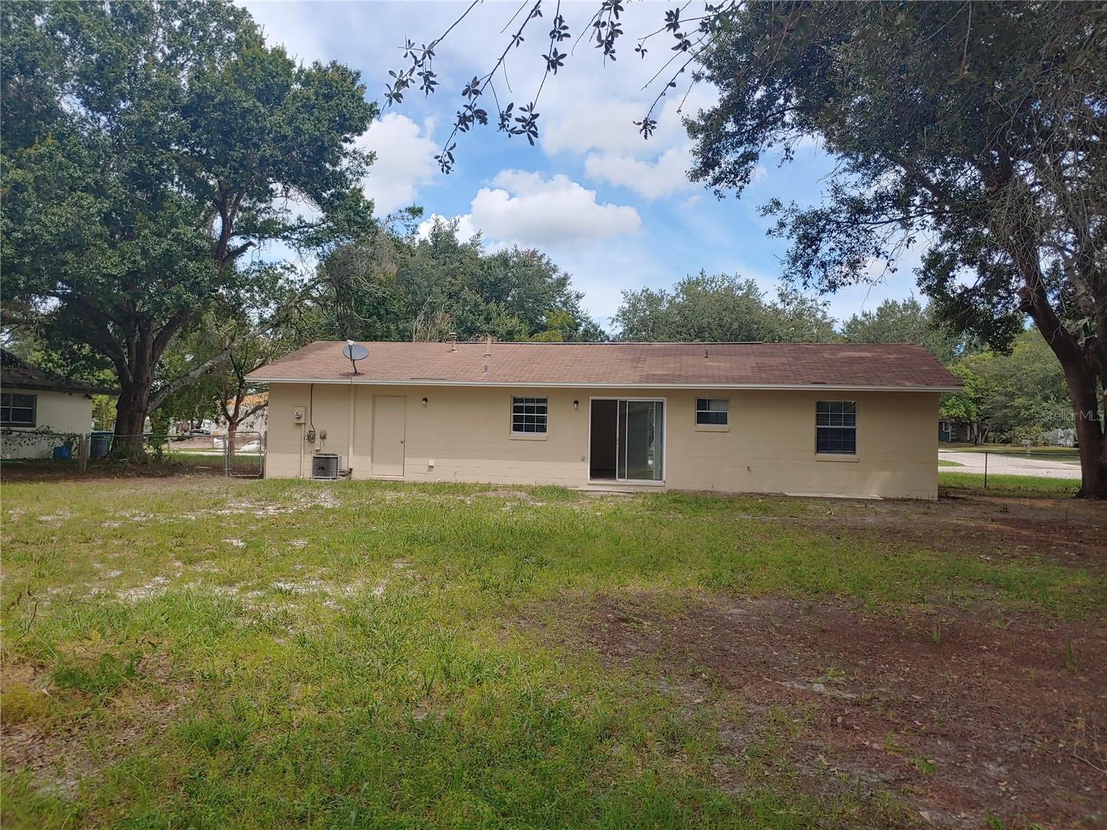 DELTONA LAKES UNIT 74 - Residential Lease