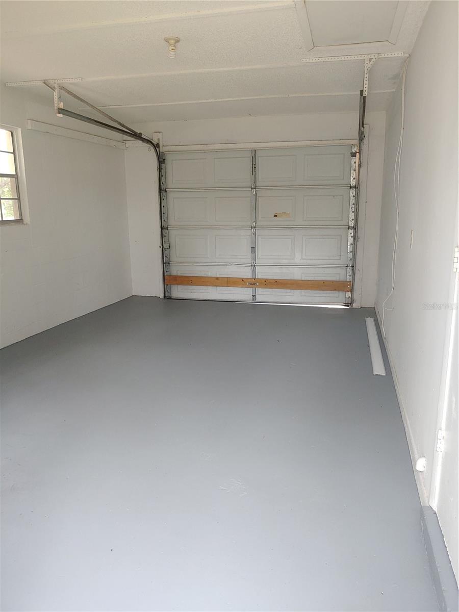 DELTONA LAKES UNIT 74 - Residential Lease