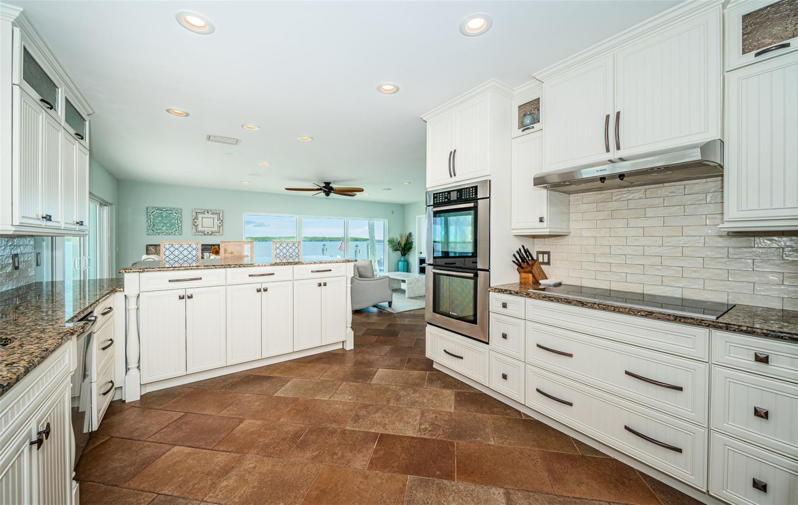 BAYWAY ISLES - Residential