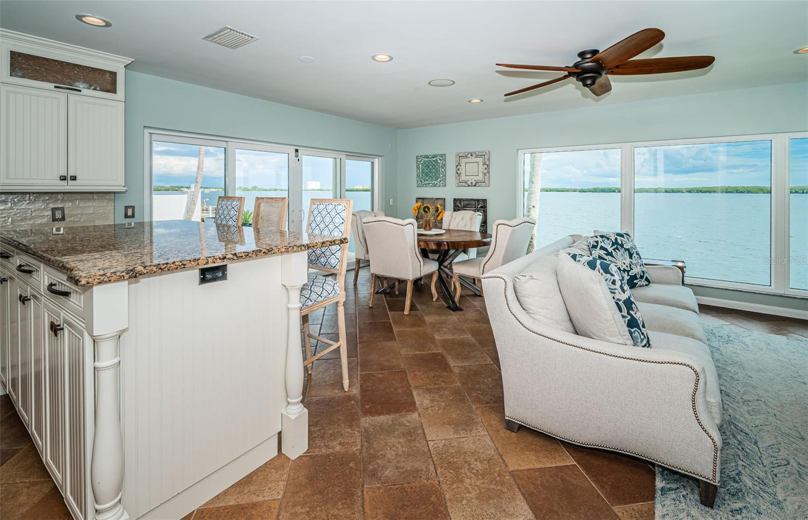 BAYWAY ISLES - Residential