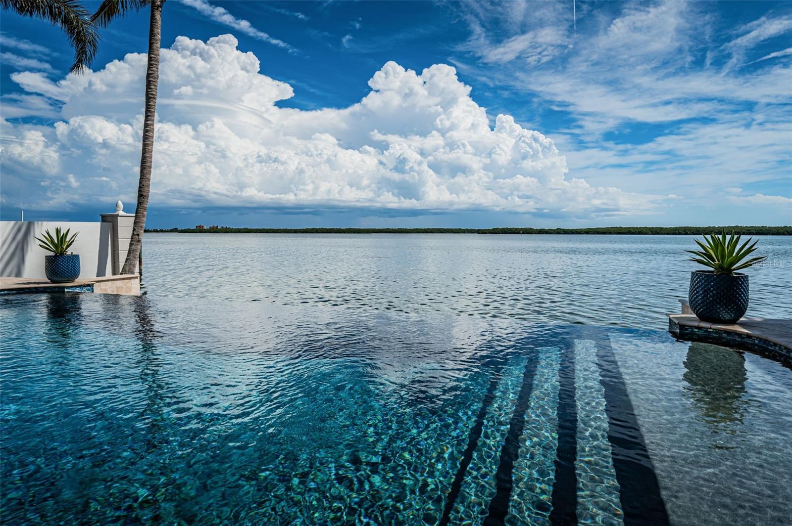 BAYWAY ISLES - Residential